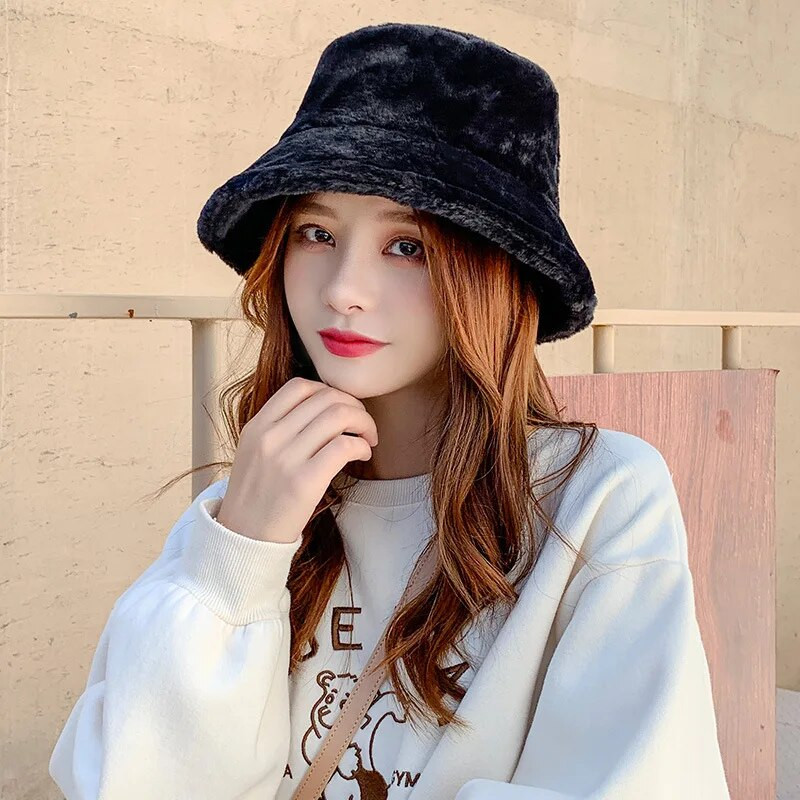 Nova šešir modna jednobojna zimska debela topla plišana umjetna krzna Ženske šešire Vunena vunena ženska panama kapa Kape za sunčanje