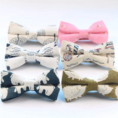 Muška leptir kravata s otisnutim ježevim čamcem i medvjedom kitom s leptir mašnom