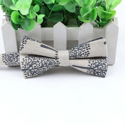 Muška leptir kravata s otisnutim ježevim čamcem i medvjedom kitom s leptir mašnom