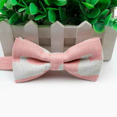 Muška leptir kravata s otisnutim ježevim čamcem i medvjedom kitom s leptir mašnom