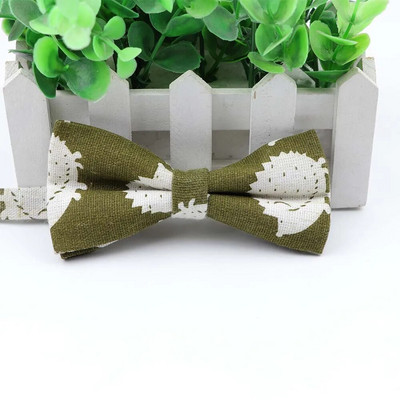 Muška leptir kravata s otisnutim ježevim čamcem i medvjedom kitom s leptir mašnom