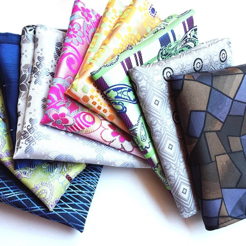 Több színű 25*25 cm-es férfi Hanky Paisley nyomóselyem zsebkendő törülköző esküvői üzleti férfi öltöny ing kis sál