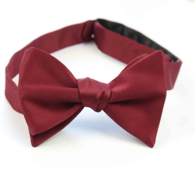 Egyszínű sima poliészter selyem önkötő csokornyakkendő ruházati kiegészítők kézzel készített nyakkendő újdonság