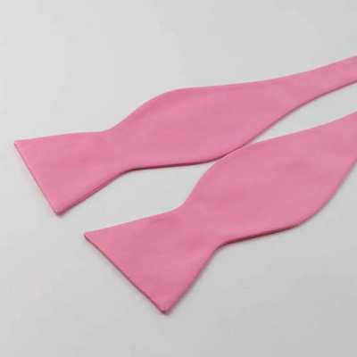 Egyszínű sima poliészter selyem önkötő csokornyakkendő ruházati kiegészítők kézzel készített nyakkendő újdonság