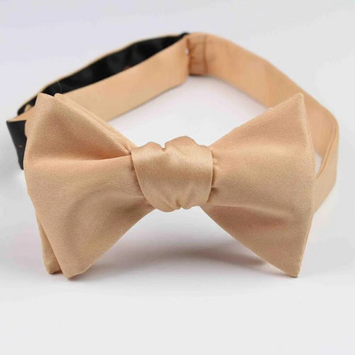 Egyszínű sima poliészter selyem önkötő csokornyakkendő ruházati kiegészítők kézzel készített nyakkendő újdonság