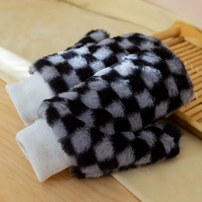 Sievietēm ziemas karikatūra dūraiņi Sieviešu modes biroja cimdi bez pirkstiem plīša silti cimds mīksts biezs meitenes elastīgs puspirksts T29