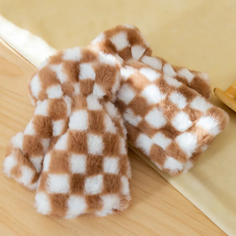 Sievietēm ziemas karikatūra dūraiņi Sieviešu modes biroja cimdi bez pirkstiem plīša silti cimds mīksts biezs meitenes elastīgs puspirksts T29