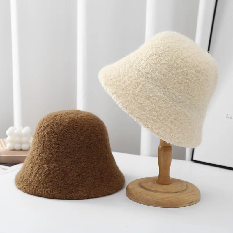 Nova zimska modna ženska pletena kapa od japanske janjeće vune, jednobojna svestrana topla ribarska kapa, mekana zimska kapa