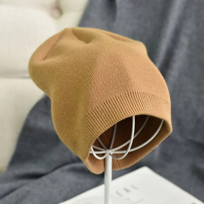 6 spalvų Unsex rudens žiemos vientisos spalvos tikros kašmyro pupelės, priderintos prie naujos kašmyro spalvos vyriškos moters šiltos kaukolės rudens kepuraitė moterims