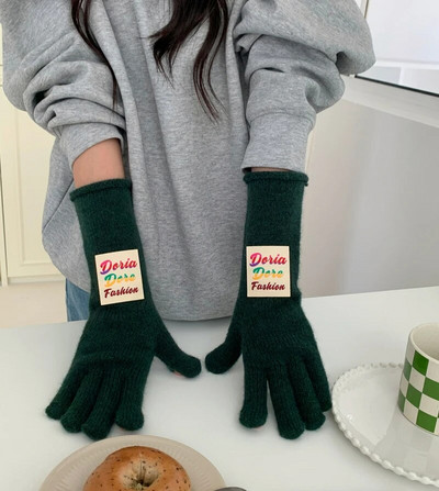 Spalvotos raidžių ženklo žieminės pirštinės Moteriškos korėjietiškos megztos šiltos vienspalvės studentiškos pirštinės su jutikliniu ekranu moterims