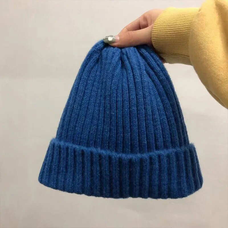 Nauja saldainių spalvų žieminė kepurė Moteriška megzta kepurė Šilta Minkšta madinga kepuraitė Kpop Style Vilna Beanie Elegantiška visiems tinkanti kepurė