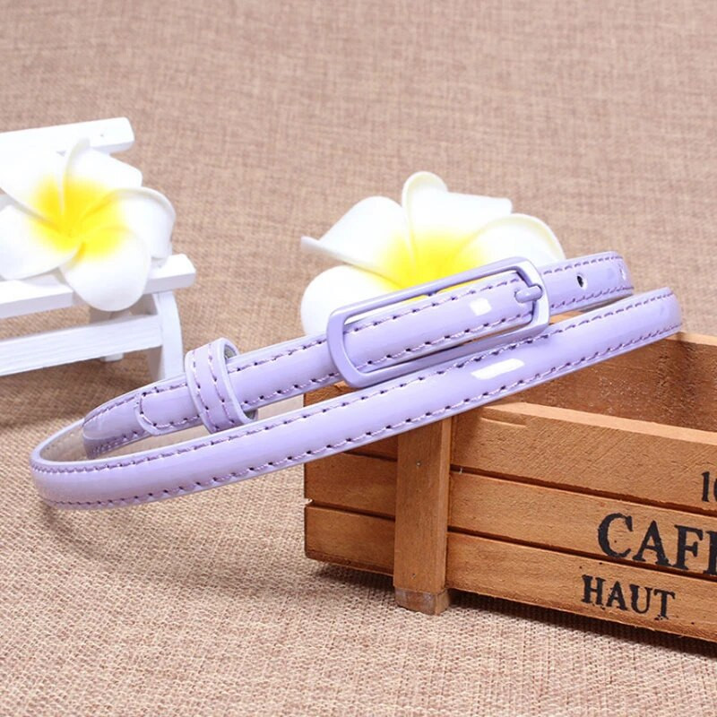 Naiveroo PU ādas jostas plānas šauras jostasvietas regulējama jostas Candy krāsas Ādas jostas Sweetness sieviešu sieviešu jostas kleitai