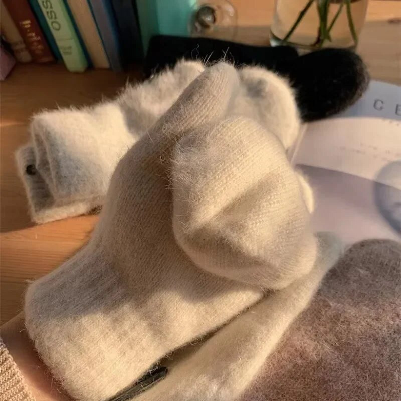 Ženske zimske plišane rukavice koje održavaju toplinu Elastičnost Meke Rukavice s punim prstima Pletene modne rukavice za djevojčice od imitacije zečjeg krzna