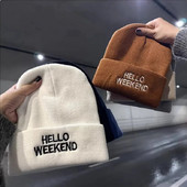 Hello hétvége Kötött sapkák férfiaknak női sapka sapka Téli tervező sapkák luxus sapkák Kötött Vastag sapka kanye