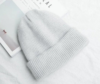 Trušu spalvu cepures ziemas skulles Cepures modes siltas pupiņas cepures ikdienišķas sievietes cietas pieaugušo trušu cepures vāciņa galva