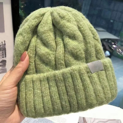 Nova zimska zaokretna pletena kapa za žene Debela plišana kapa s krznenim pompom, jednobojna kapa, jednobojna ženska topla kapa za skijanje Skullies