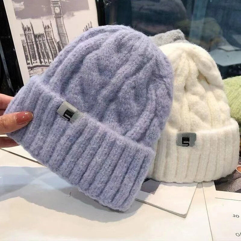 Nova zimska zaokretna pletena kapa za žene Debela plišana kapa s krznenim pompom, jednobojna kapa, jednobojna ženska topla kapa za skijanje Skullies