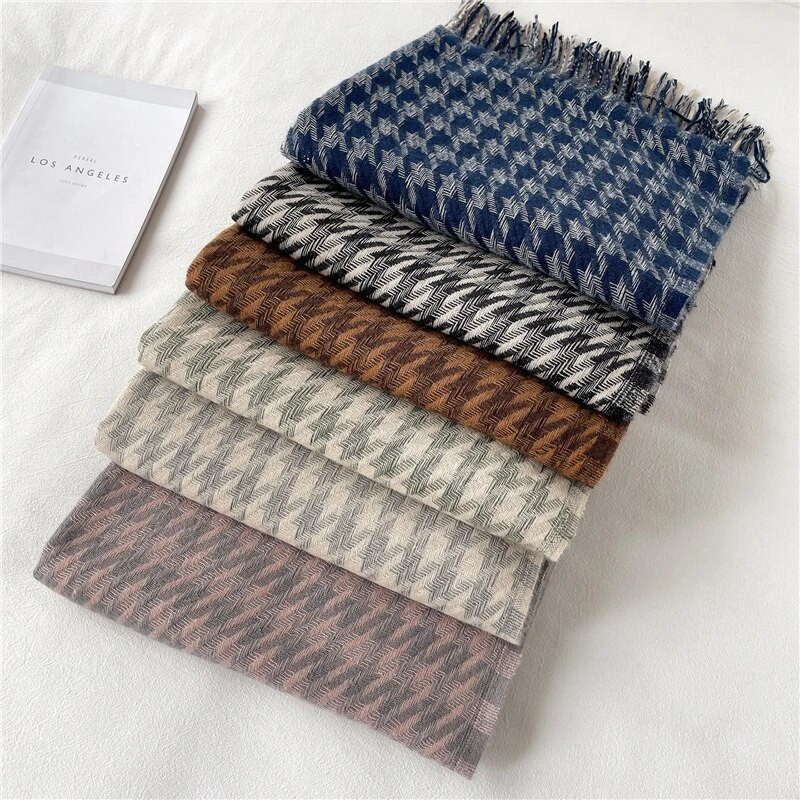 Zimski pleteni šal za 2022. Ženski topli šalovi od pašmine i kašmira Luksuzni karirani šalovi s resicama Bufanda ženske modne šalove