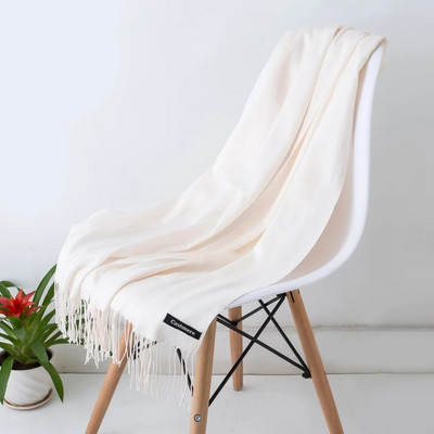 2023. aasta talvemood, naiste sall, õhukesed rätikud ja ümbrised. Naise hidžaab pikad kašmiirist pashmina foulard peasallid