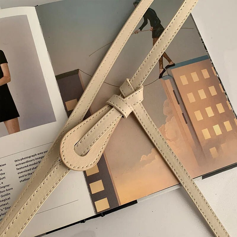 Sieviešu savvaļas josta Plāna jostasvieta mezglota bantīte vidukļa josta dāmām modes ādas kleita apģērbi dekorācijas siksna