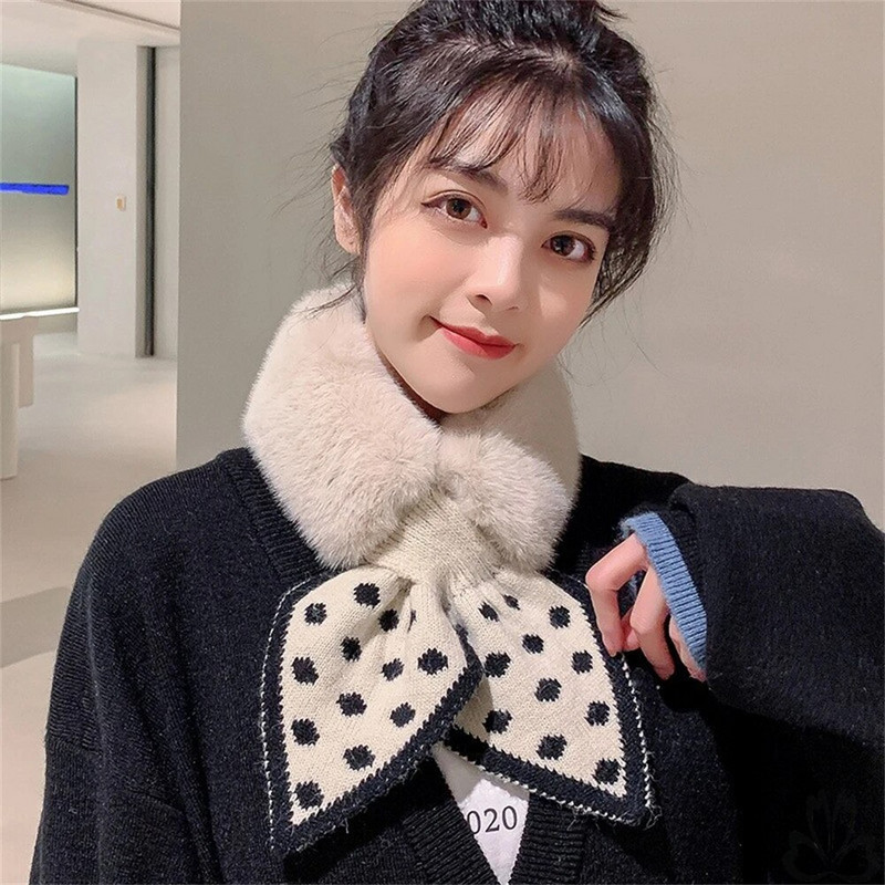 Rudens ir žiemos korėjietiška „Otter Rabbit“ kailio versija šiltai dėvimo japoniško tinklinio raudono pliušinio banguoto taško šaliko per kaklą CN021