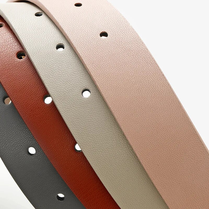 Dizainera siksna Jauna modes personība apaļas pogas uzvalks Ikdienas bikses Sieviešu josta Pu Daudzkrāsains Džinsi Dekoratīva off-balta josta