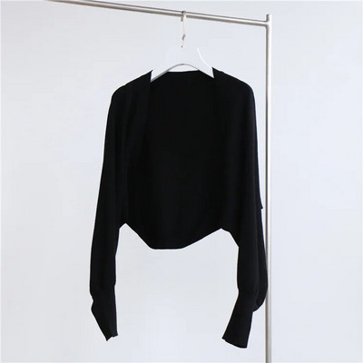 Novi vuneni pleteni šal u jesen i zimu 2023. Ženski jednodijelni kardigan siluete Nepravilnog jednobojnog klasičnog šišmiš rukava