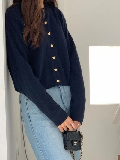 Pleteni kardigan ženski 2023 proljeće jesen nježnog stila kratki jednokopčani dizajn sa dugmadima slatki džemper kaput višenamjenski