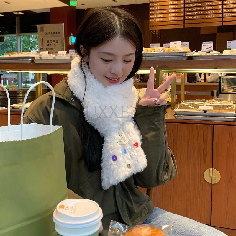 Rudens un ziemas jauna modes krāsa poga plīša piena balts sieviešu šalle, sabiezināta siltumā, ietīta ar šalli