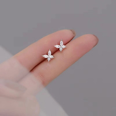 Par posrebrenih nakita za bušenje ušiju, romantičnih naušnica s cirkonskim cvijetom i leptirom za žene, djevojke, tinejdžerice, dodaci za nakit