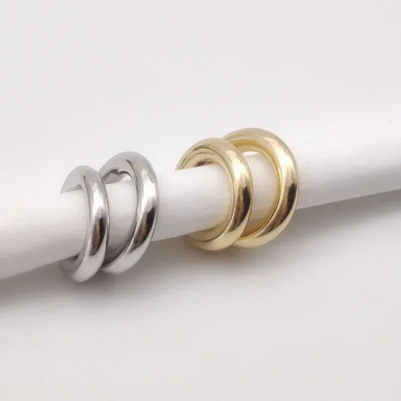 Unikāls viltus pīrsings metāla ausu klipsis Asimetrijas apaļas skrimšļa ausu klipsis sievietēm Modes rotaslietas Ziemassvētku dāvana