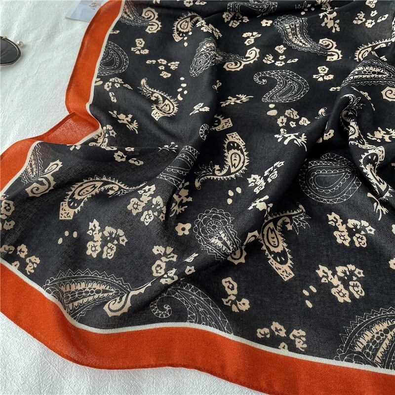 Dizajnerski print Pamučni šal Šal omot Ženski pulover Hidžab Zima Proljeće Pashmina Bufanda Ženske marame za plažu 2022. Nove trake za glavu