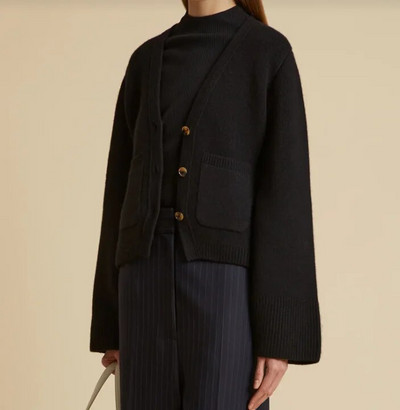 Sieviešu ikdienišķa V veida kakla izgriezuma jaka ar vienrindu Sieviešu modes vienkrāsains jakas ar garām piedurknēm kabatas jakas sievietēm Sieviešu vintage ielas trikotāža