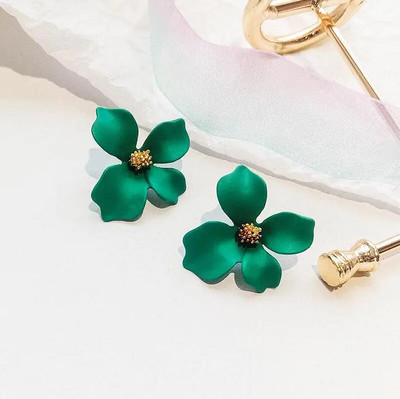 Koreai stílusú aranyos virágos női fülbevalók 2019 új divat, édes fülbevalók női Brinco ékszerek nagykereskedelme színes fülbevalók