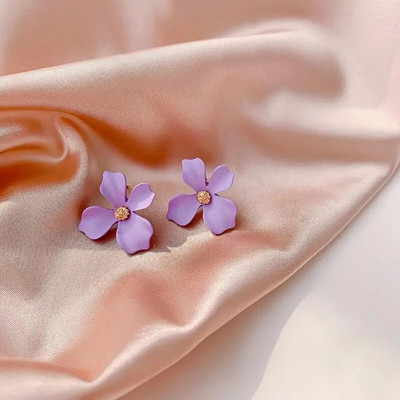 Koreai stílusú aranyos virágos női fülbevalók 2019 új divat, édes fülbevalók női Brinco ékszerek nagykereskedelme színes fülbevalók