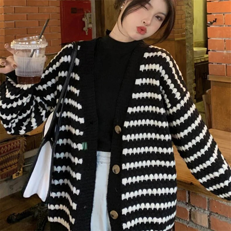 Elegantes prugasti kardigan za žene Jesen Zima Opušteni V izrez Debelo pletivo Vanjska odjeća Lazy Causal Džemperi Korejski modni kaput