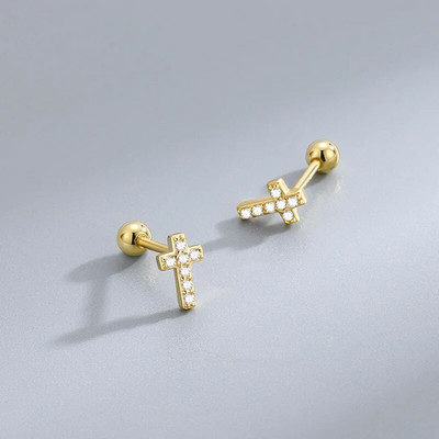 2Pcs Helix Ear Piercing Stud Naušnice za žene Cirkon Srce Leptir Uho Tragus Dodaci za bušenje hrskavice Nakit Poklon