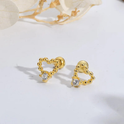 2Pcs Helix Ear Piercing Stud Naušnice za žene Cirkon Srce Leptir Uho Tragus Dodaci za bušenje hrskavice Nakit Poklon