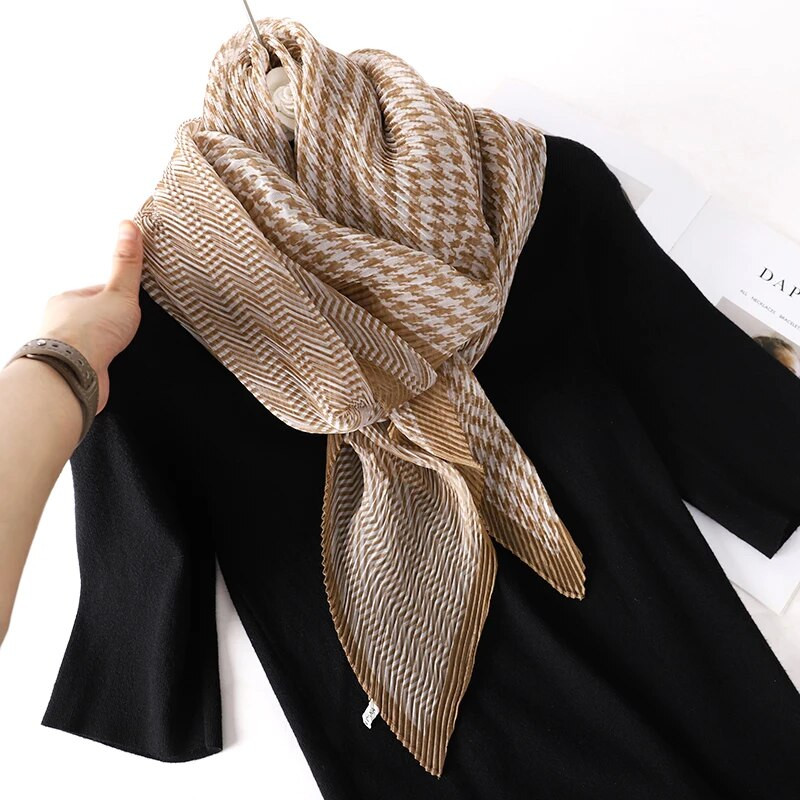 Modni karirani pamučni šal Ženske jesenske zimske naborane šalove Hidžab ogrtači Foulard Stolesi za plažu Putovanja Pashmina Echarpe 2022 Novo