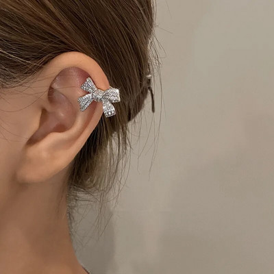 Koreai manó pillangó fülmandzsetta piercing nélkül, női fülbevaló Elegáns csillogó cirkon kristály fülcsipesz esküvői ékszer