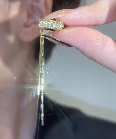 Koreai manó pillangó fülmandzsetta piercing nélkül, női fülbevaló Elegáns csillogó cirkon kristály fülcsipesz esküvői ékszer