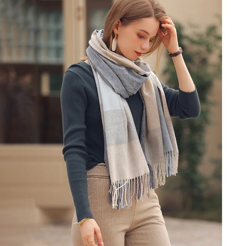 Ziemas jauna sieviešu kašmira rūtainā šalle Šalle Bieza Gara Ziemas Silta Bārkstis Šalles Modes Luksus Zīmols Brīvā laika aptinumi 70*180CM