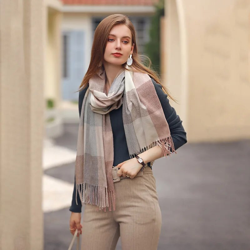Ziemas jauna sieviešu kašmira rūtainā šalle Šalle Bieza Gara Ziemas Silta Bārkstis Šalles Modes Luksus Zīmols Brīvā laika aptinumi 70*180CM