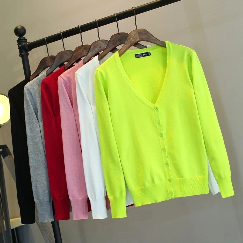 Kampsun Kootud kardigan-nööbiga jope 2022. aasta sügisene V-kaelusega avara, suurte pikkade varrukatega vabaaja topid naistele kampsun 6XL