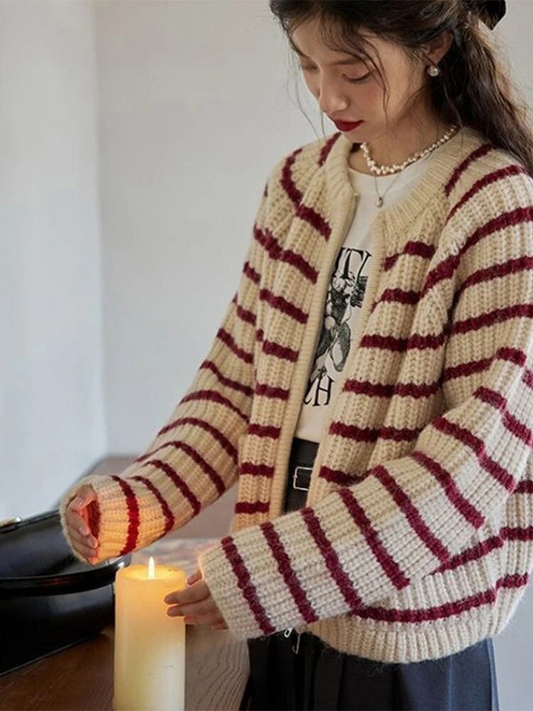 Široki pleteni kardigan, ženski ženski džemper s francuskim vintage prugama, mekani, meki, kontrastni, ženski pulover, jesen 2023., ženski kaput s velikim džepovima