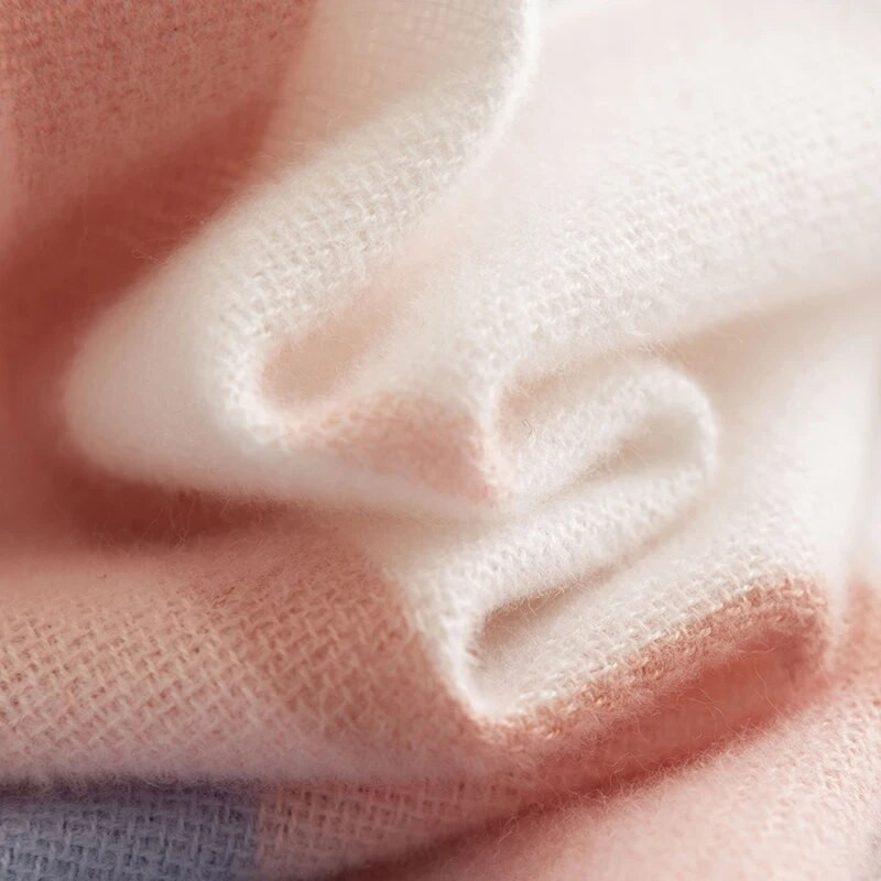 Viseljen női hosszú kockás sálat, vaskos, túlméretezett téli/őszi meleg sálat, nagy tartán sálakat, becsomagolt kendőtakarót