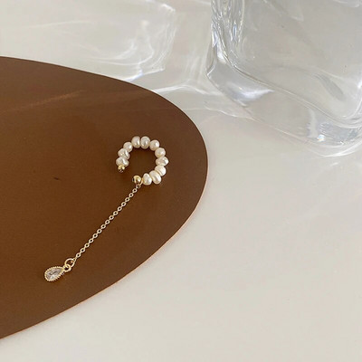 Prancūziškas perlų ausų segtukas moterims netikras auskarų vėrimas ausų rankogaliais Retro Elegantiškos netaisyklingos natūralaus perlų ausų segtukai ant auskarų Papuošalai Dovana