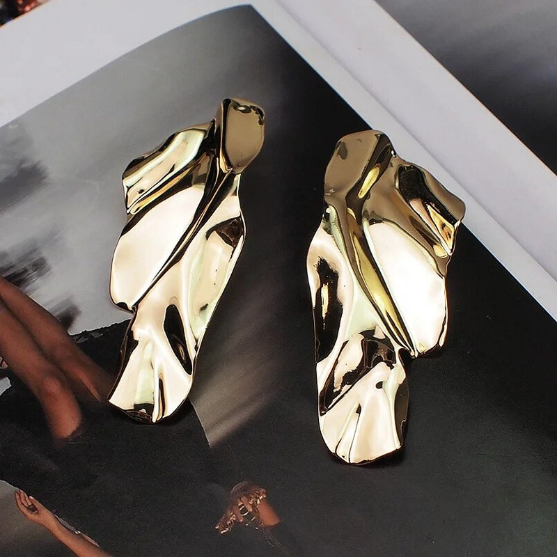 Eiropas un Amerikas modes metāla dzelzs loksnes ģeometriski lieli auskari sievietēm neregulāru vizuļu rotaslietu vairumtirdzniecība ballītes dāvana