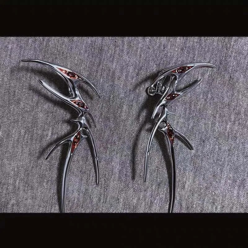 2023-as új divatos szálka színű pillangós fülbevaló fülbevaló női punk hip hop cirkon manó fülbevaló parti ékszer ajándékok