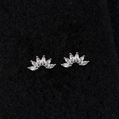 Male naušnice Korea Helix Piercing Stud naušnice sa kamenčićima Bakrena djetelina Set naušnica za žene Nakit-dodaci za djevojčice